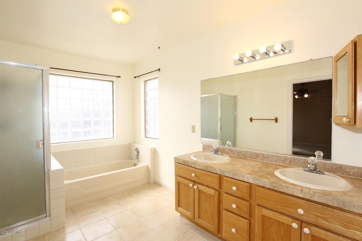 2331 West Irvine Road Phoenix, AZ 85086 - Photo 37 of 50 Master Bath (1)