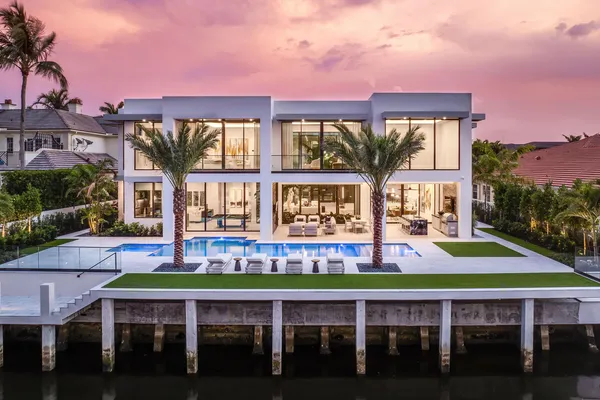 $20,000,000 | 169 Coconut Palm Road, Boca Raton, FL 33432