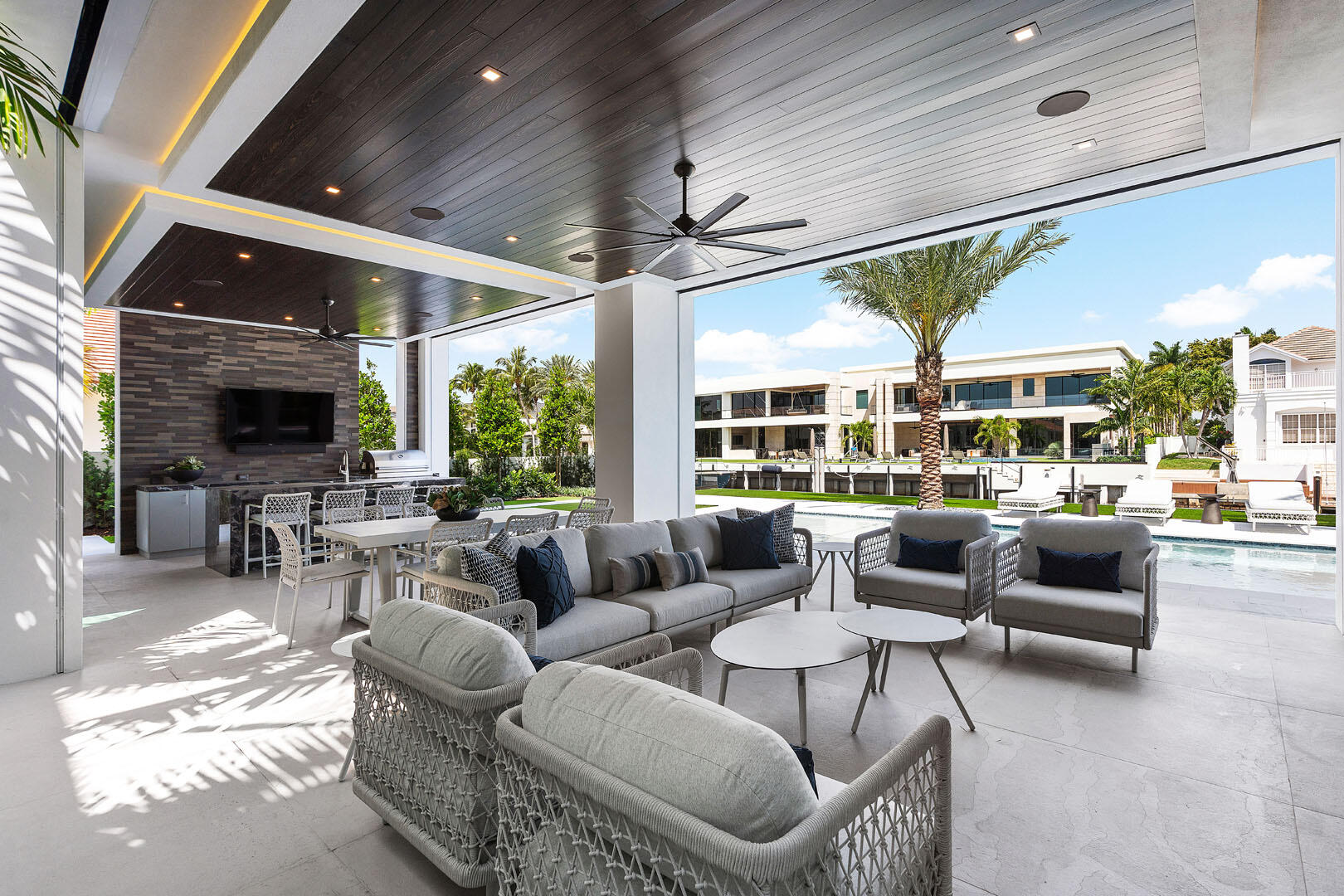 169 Coconut Palm Road Boca Raton, FL 33432 - Photo 25 of 83 169_Coconut_Palm_Road_28