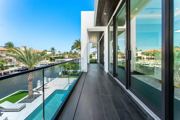 $20,000,000 | 169 Coconut Palm Road, Boca Raton, FL 33432