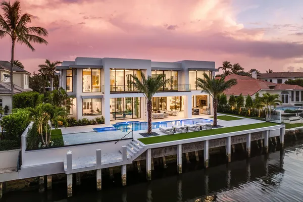 $20,000,000 | 169 Coconut Palm Road, Boca Raton, FL 33432