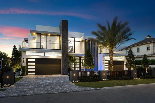 $20,000,000 | 169 Coconut Palm Road, Boca Raton, FL 33432