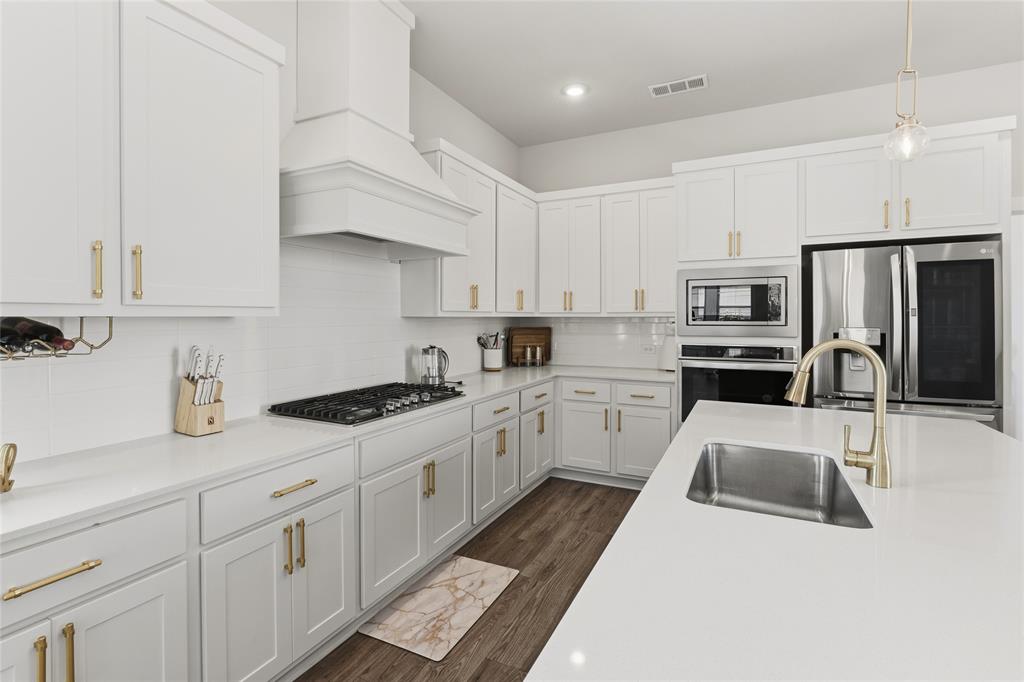 2280 Rook Drive Dallas, TX 75211 - Photo 16 of 40 Gallery Image 16