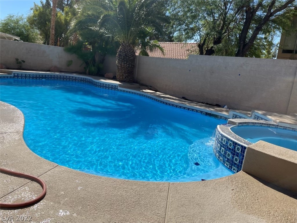 1301 Heather Ridge Road North Las Vegas, NV 89031 - Photo 2 of 2