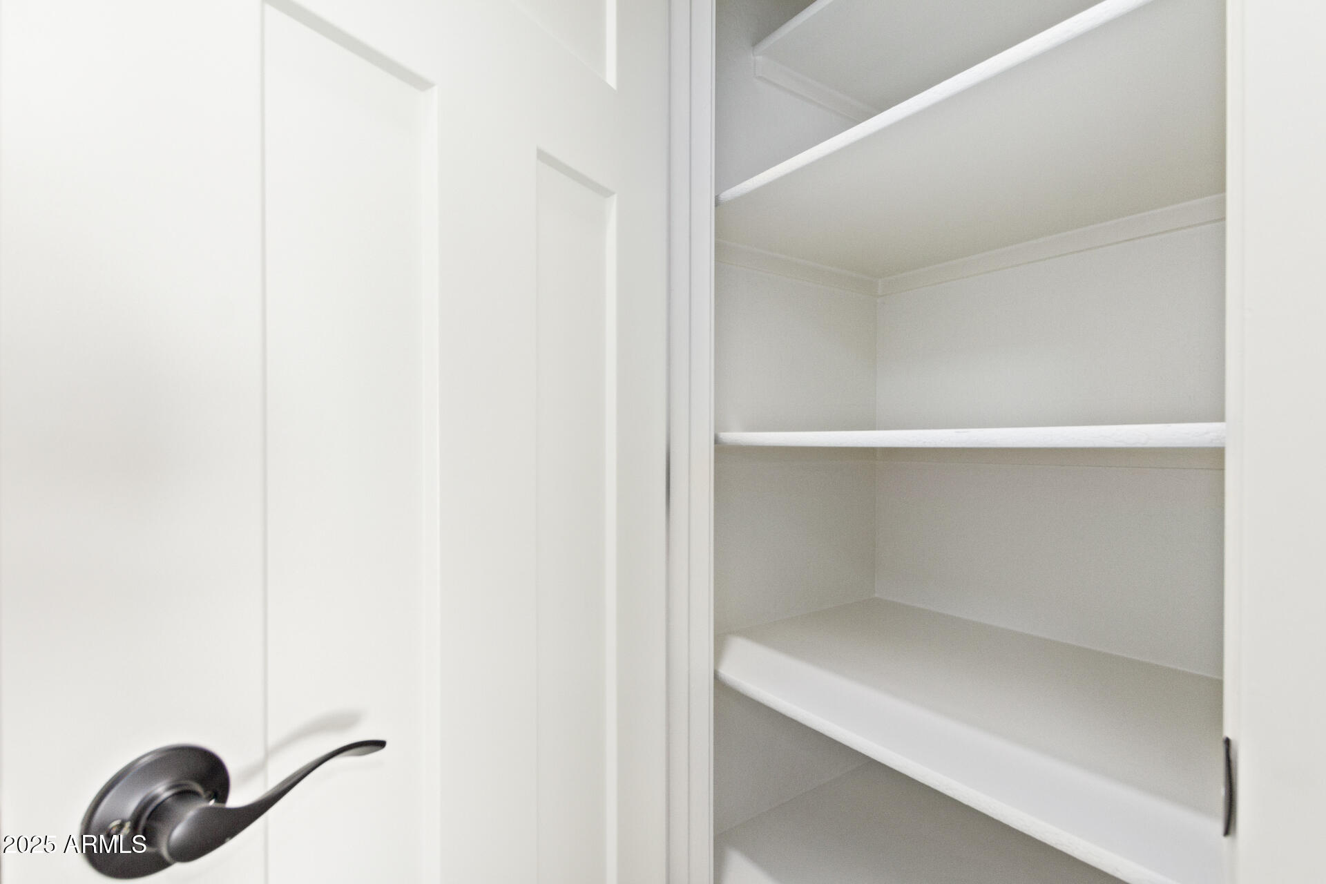 15220 South Diablo Road Arizona City, AZ 85123 - Photo 16 of 32 a close view of closet