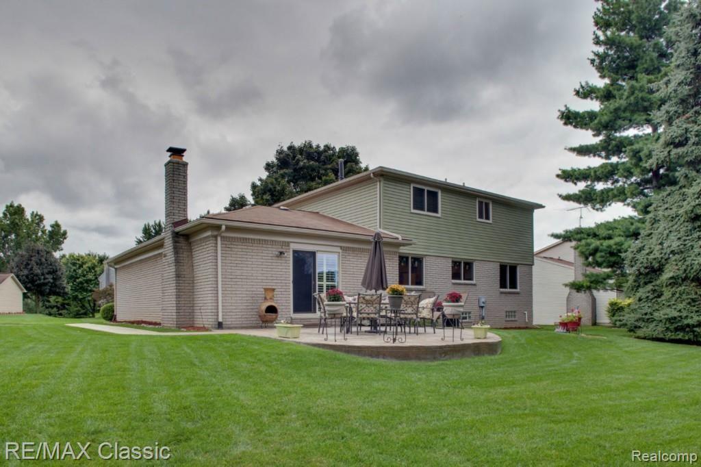 Back of the home.