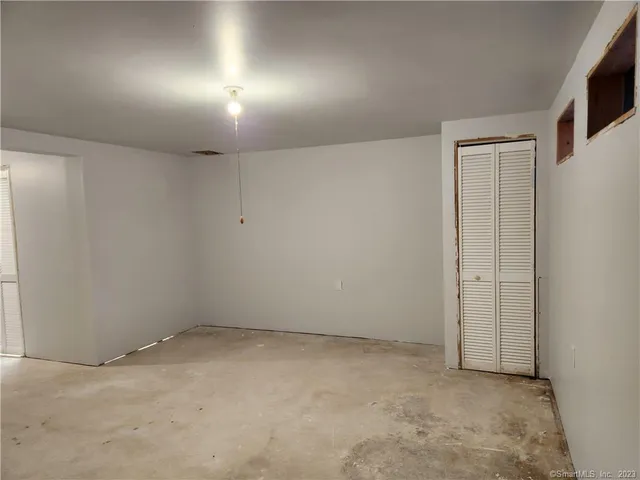 $1,350 | 1 Abbott Road, Unit 167, Ellington, CT 06029