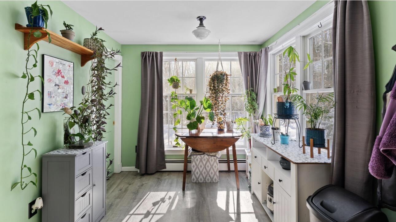 52 Colley Hill Road Gray, ME 04039 - Photo 4 of 49 IMG_3318