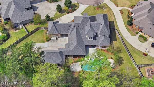 $975,500 | 204 St Charlotte Cove, Madison, MS 39110