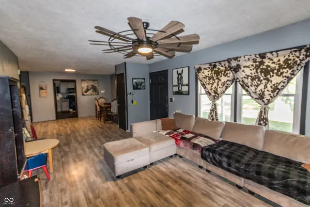 $229,000 | 863 South 450 East, Franklin, IN 46131