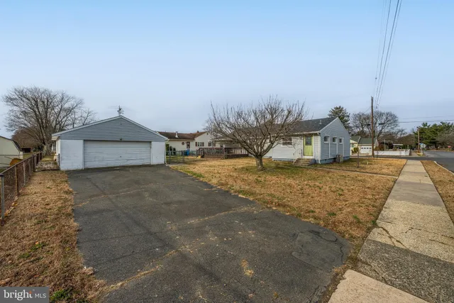 $1 | 244 Pomona Avenue, Glassboro, NJ 08028