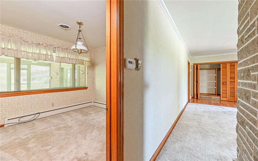 676 Center Road Pittsburgh, PA 15239 - Photo 14 of 25 Gallery Image 14