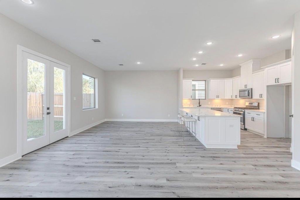 4910 Wunder Way Houston, TX 77069 - Photo 7 of 9