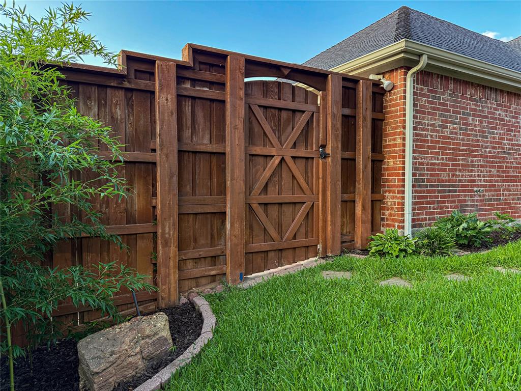 7201 Regency Court Plano, TX 75024 - Photo 31 of 37