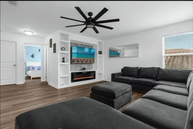 $3,800 | 4412 Acorn Court, Davenport, FL 33837