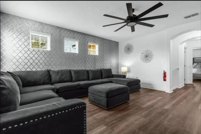 $3,800 | 4412 Acorn Court, Davenport, FL 33837