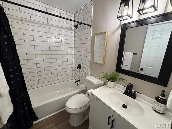 $239,900 | 1840 Misty Moss Drive, St. Louis, MO 63146