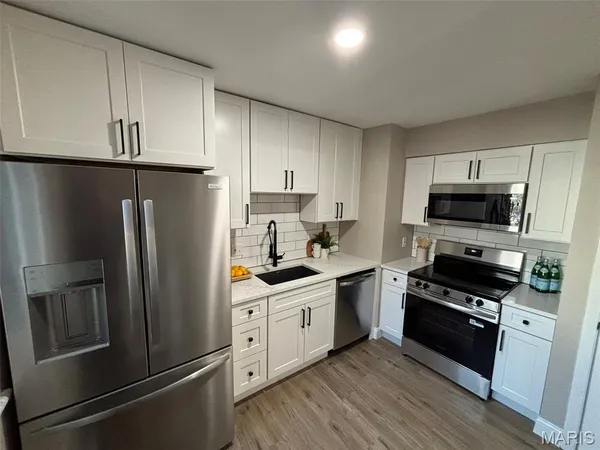 $239,900 | 1840 Misty Moss Drive, St. Louis, MO 63146