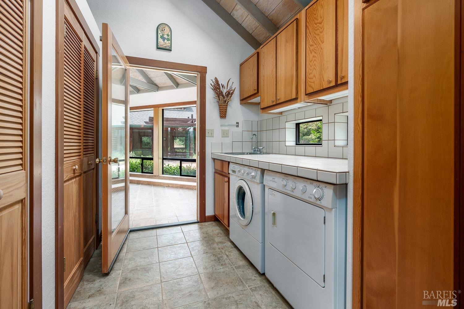 2151 Guntly Road Philo, CA 95466 - Photo 11 of 43