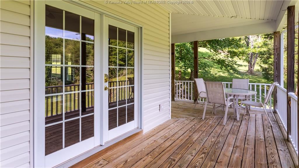 530 Spanoaks Road Milton, WV 25541 - Photo 28 of 32 Gallery Image 28