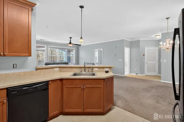 $475,000 | 326 Sloan Court, Matawan, NJ 07747