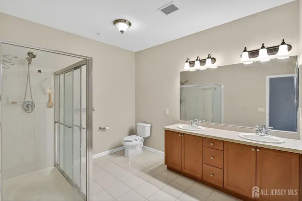 $475,000 | 326 Sloan Court, Matawan, NJ 07747