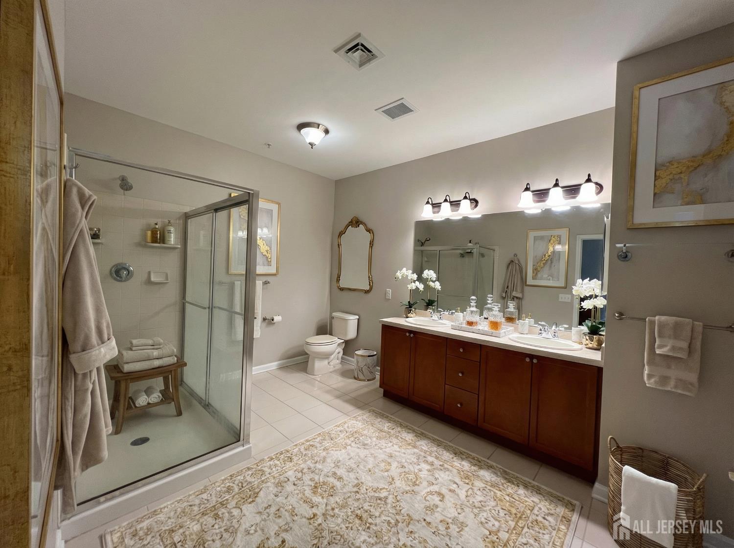 326 Sloan Court Matawan, NJ 07747 - Photo 18 of 30