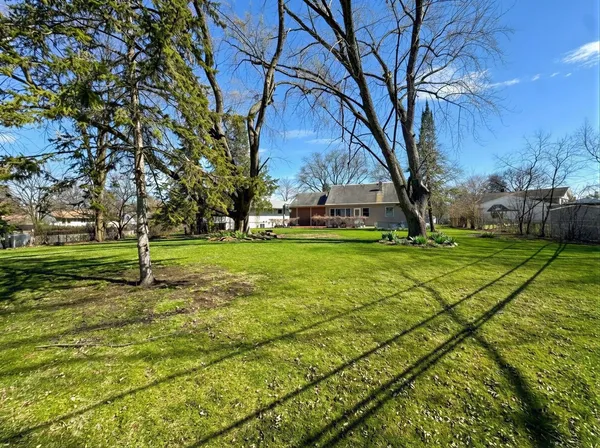 $424,888 | 8 Greenwood Court, Buffalo Grove, IL 60089