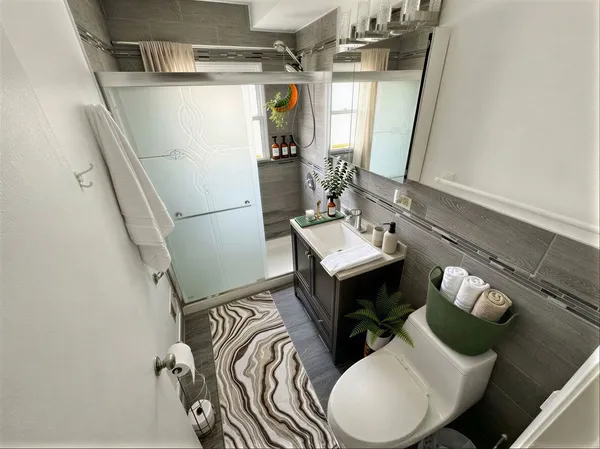 $424,888 | 8 Greenwood Court, Buffalo Grove, IL 60089