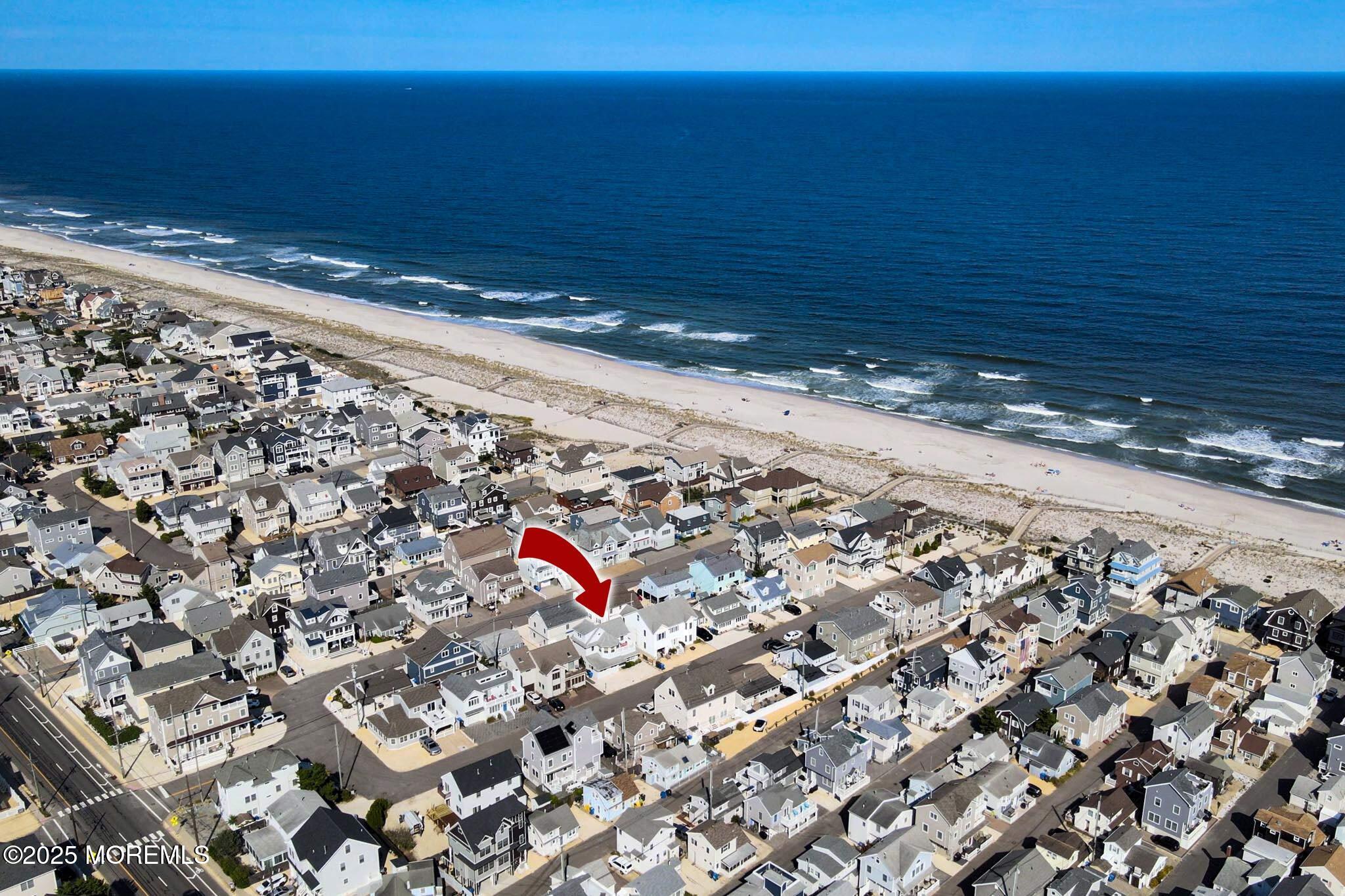 34 South Surf Road Lavallette, NJ 08735 - Photo 4 of 63 a view of roof with wooden floor and city view