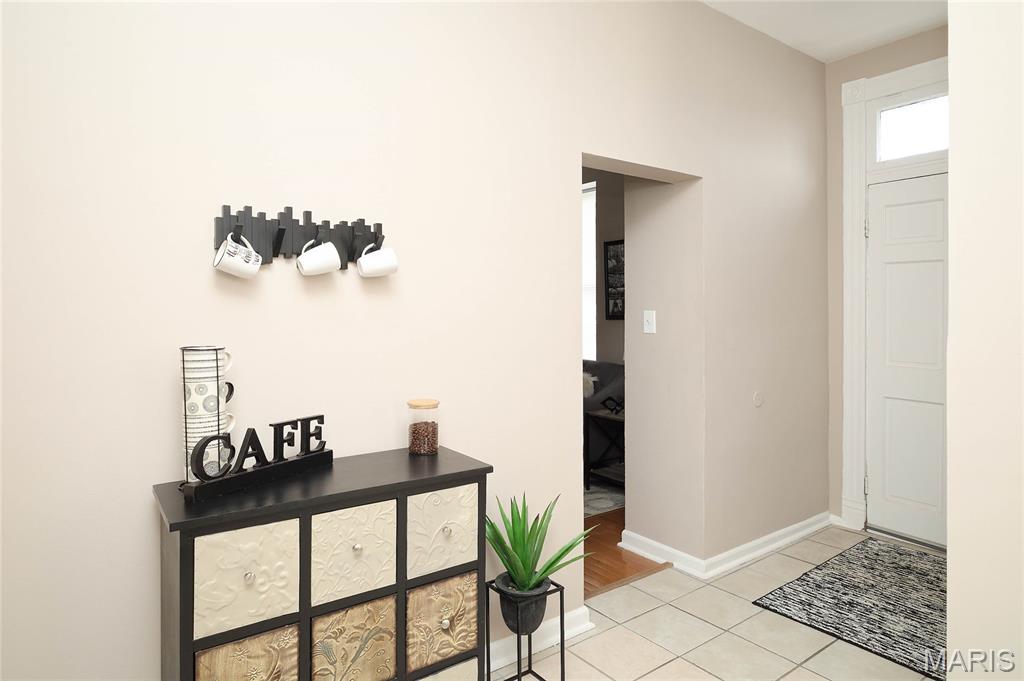 708 Ann Avenue, Unit R St. Louis, MO 63104 - Photo 4 of 32