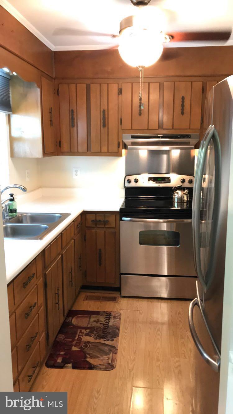 7255 Baldwin Ridge Road Warrenton, VA 20187 - Photo 16 of 45 Kitchen