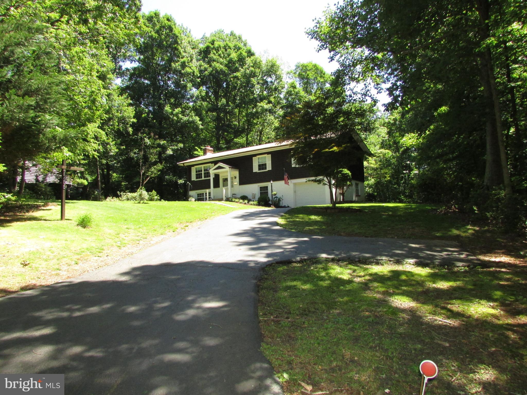 7255 Baldwin Ridge Road Warrenton, VA 20187 - Photo 4 of 45 Additional parking space / Turnaround space