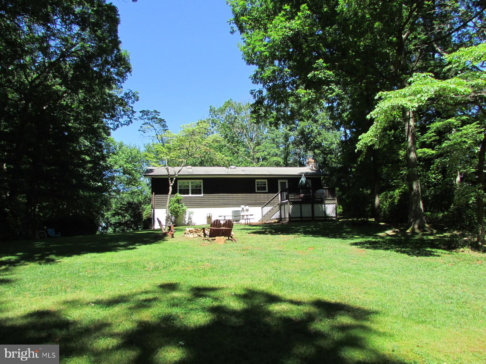7255 Baldwin Ridge Road Warrenton, VA 20187 - Photo 41 of 45 Gorgeous Back Yard