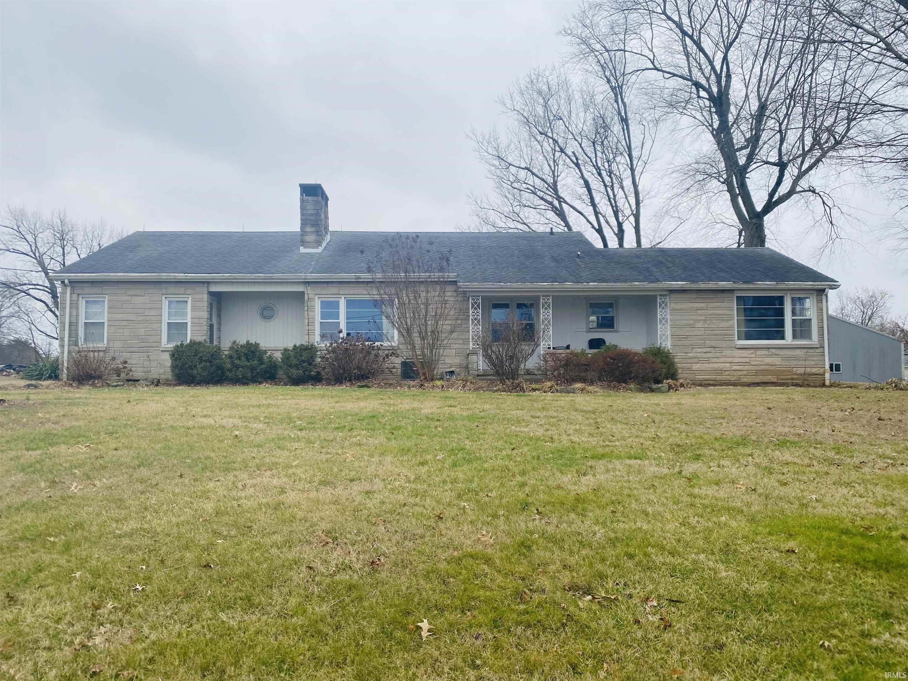 589 North Truman Road Jasper, IN 47546 - Photo 1 of 36 Gallery Image 1