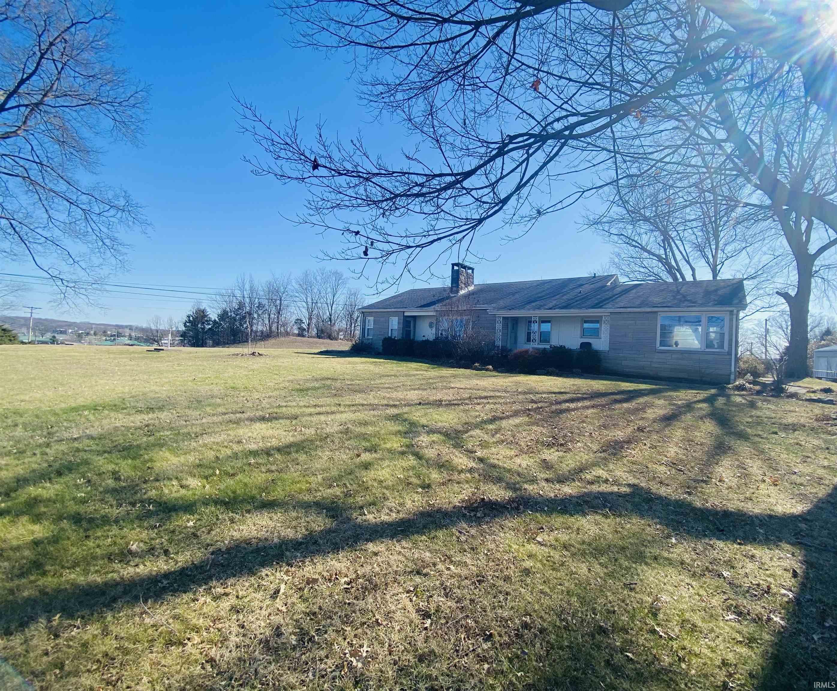 589 North Truman Road Jasper, IN 47546 - Photo 3 of 36 Gallery Image 3