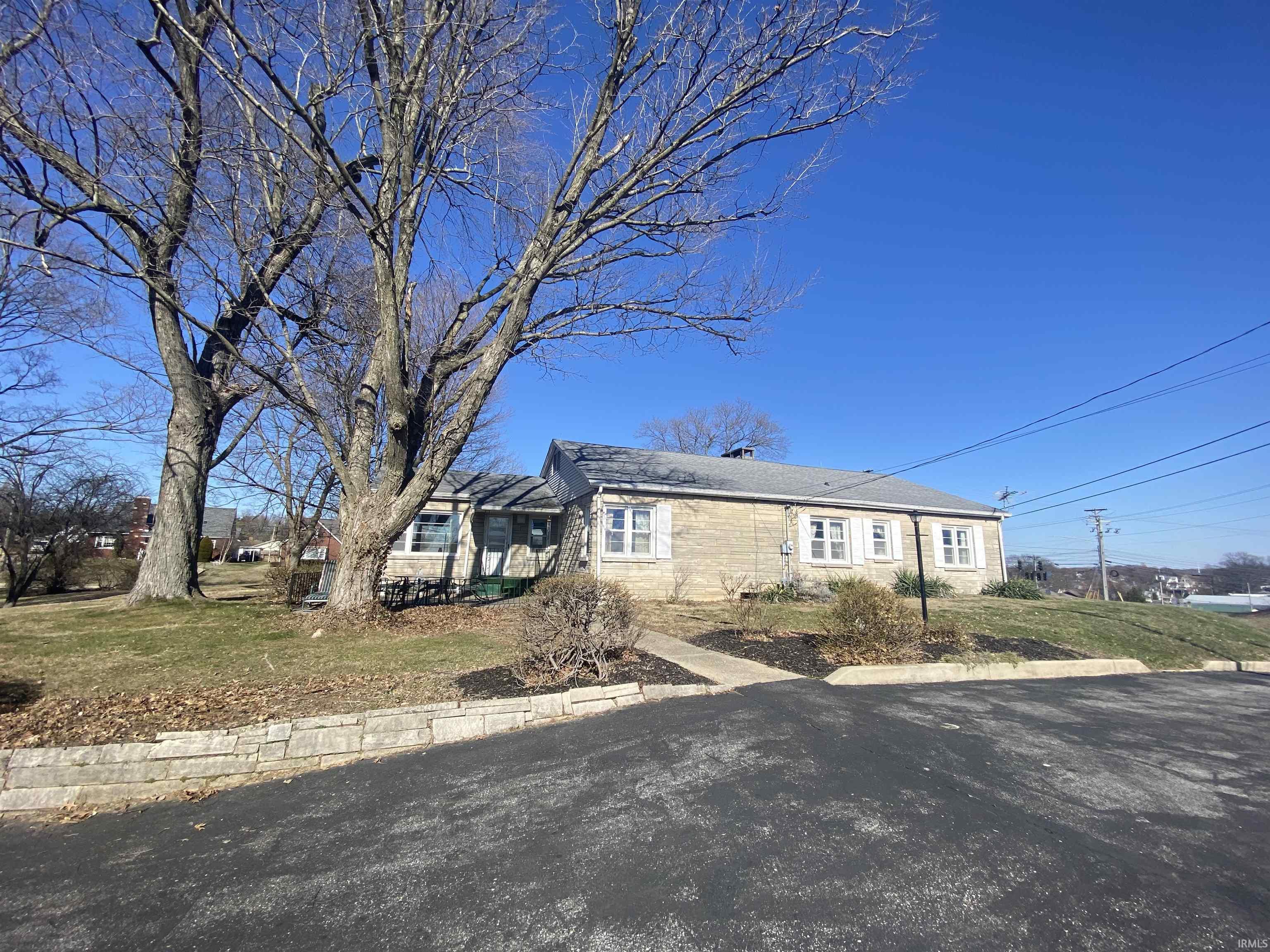 589 North Truman Road Jasper, IN 47546 - Photo 36 of 36 Gallery Image 36