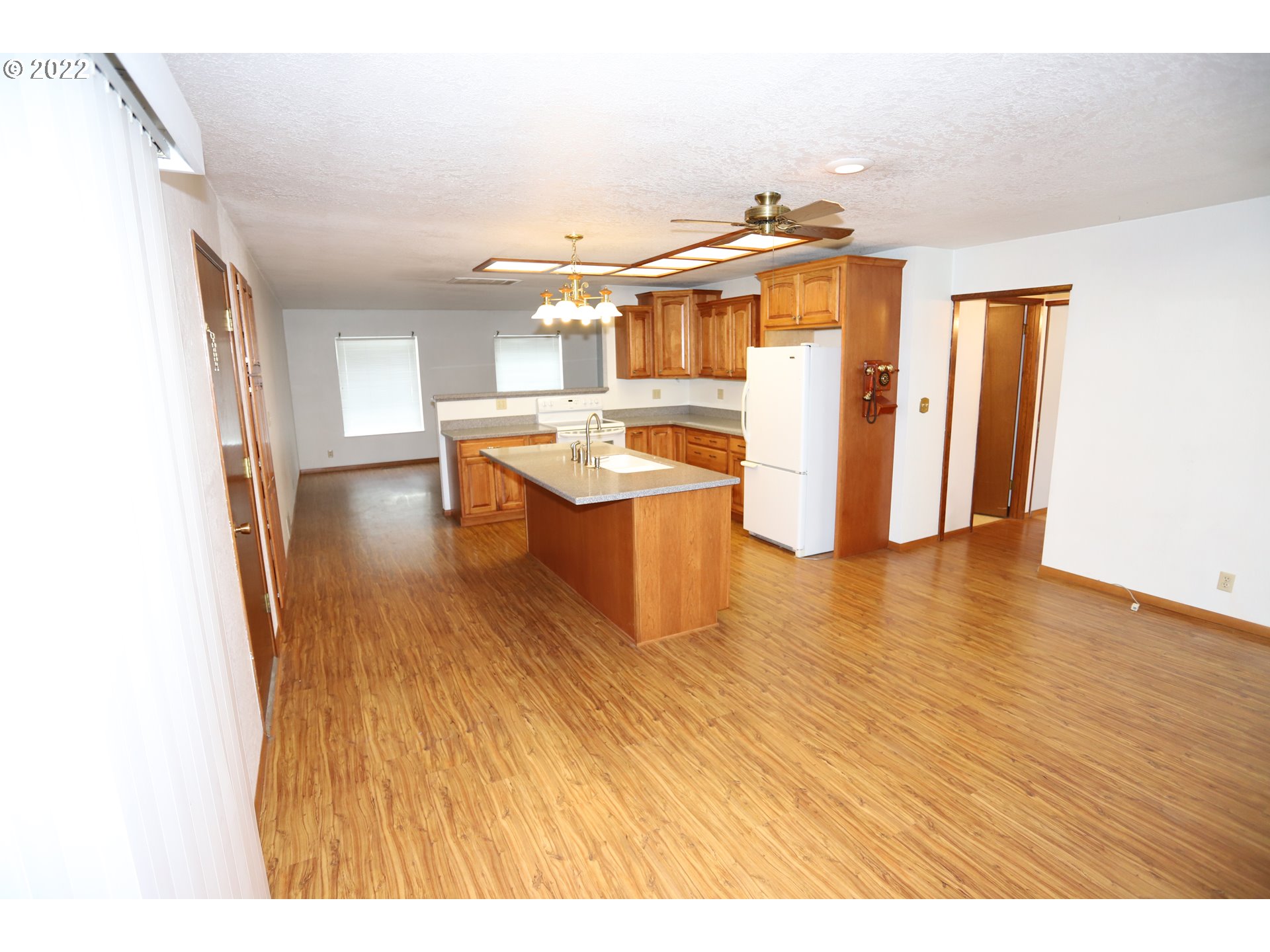 83032 Dufur Valley Road Dufur, OR 97021 - Photo 7 of 24 Gallery Image 7