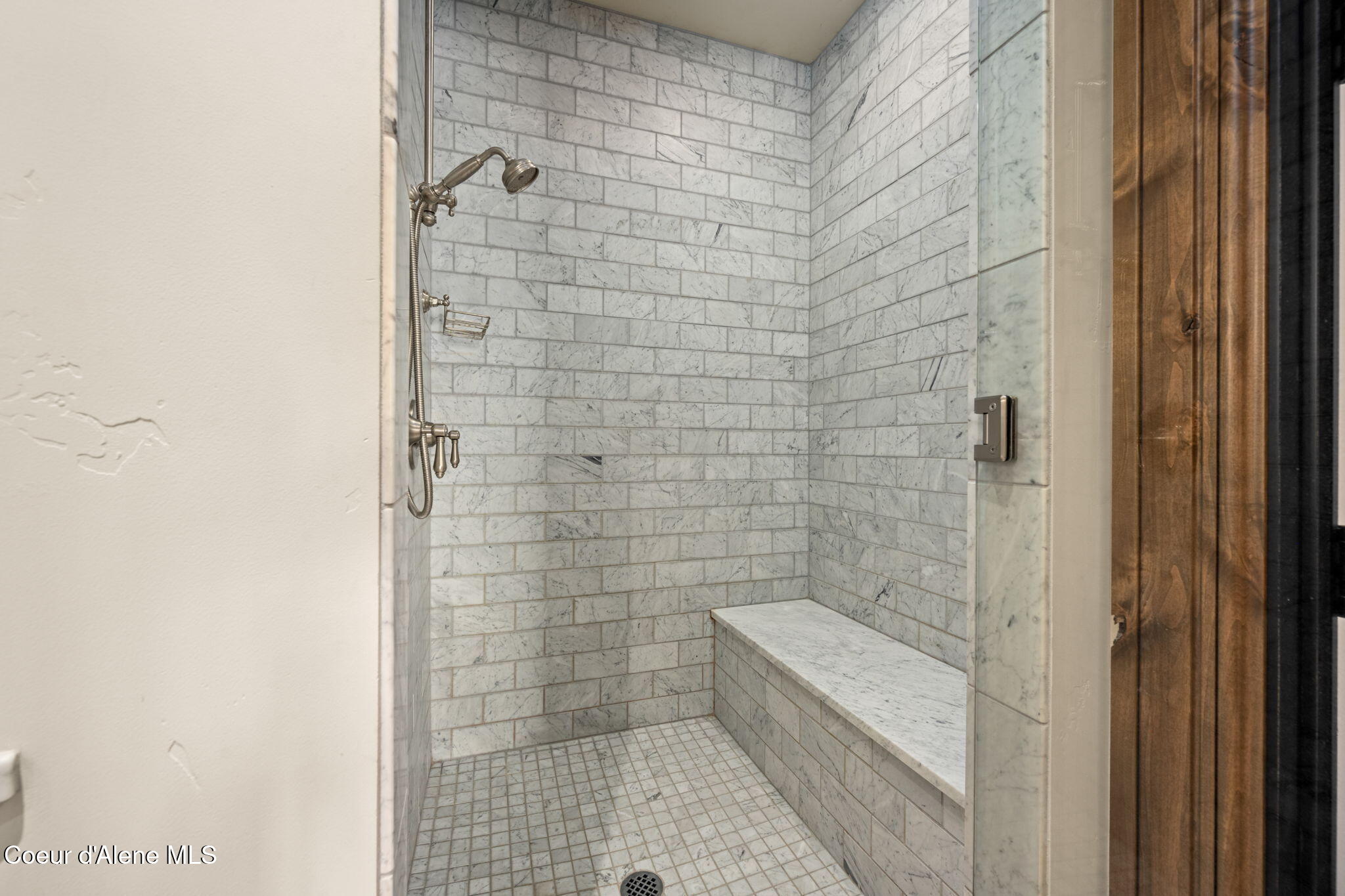 4757 South Arrow Point Drive, Unit 305 Harrison, ID 83833 - Photo 33 of 63 Primary Suite Bath