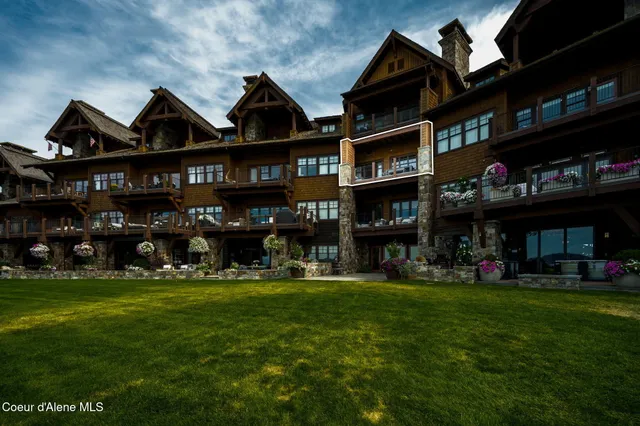 $3,200,000 | 4757 South Arrow Point Drive, Unit 305, Harrison, ID 83833