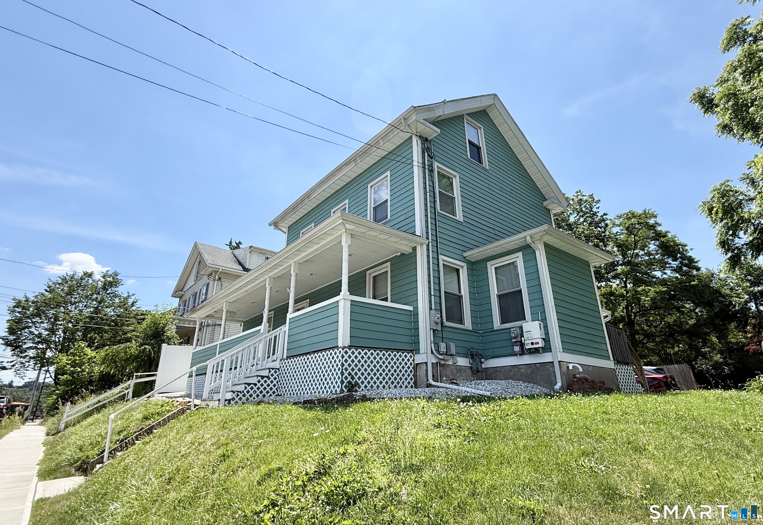 11 Silver Street Meriden, CT 06450 - Photo 2 of 32
