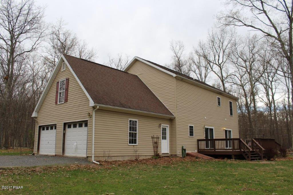 129 Oak Hill Road Hawley, PA 18428 - Photo 2 of 33