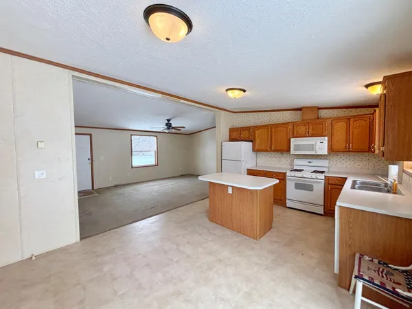 $259,900 | 2598 Wildcat Road, St. Johns, MI 48879