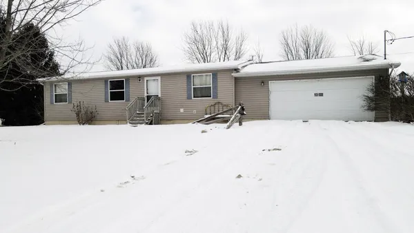 $259,900 | 2598 Wildcat Road, St. Johns, MI 48879