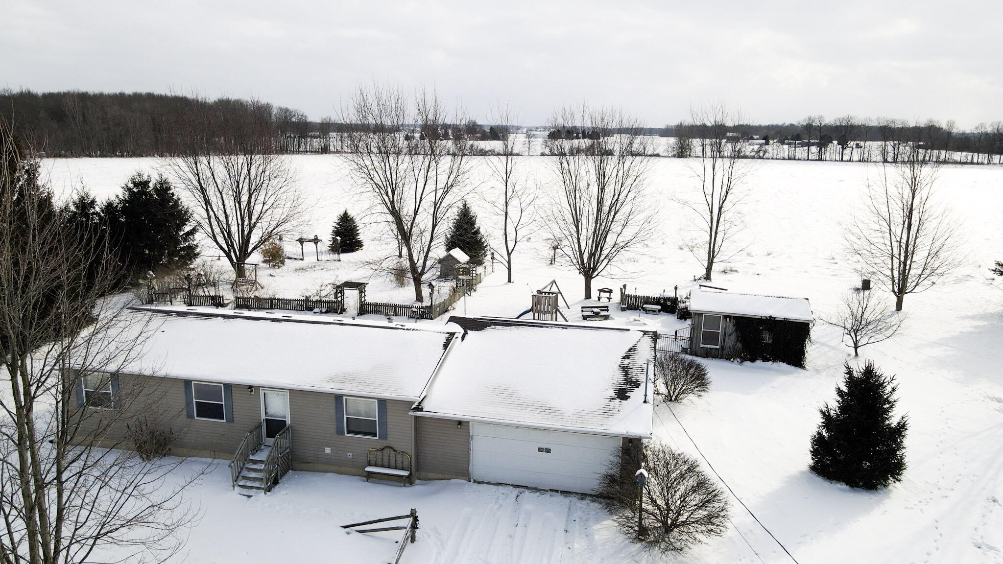 2598 Wildcat Road St. Johns, MI 48879 - Photo 33 of 39 5-DJI_0246