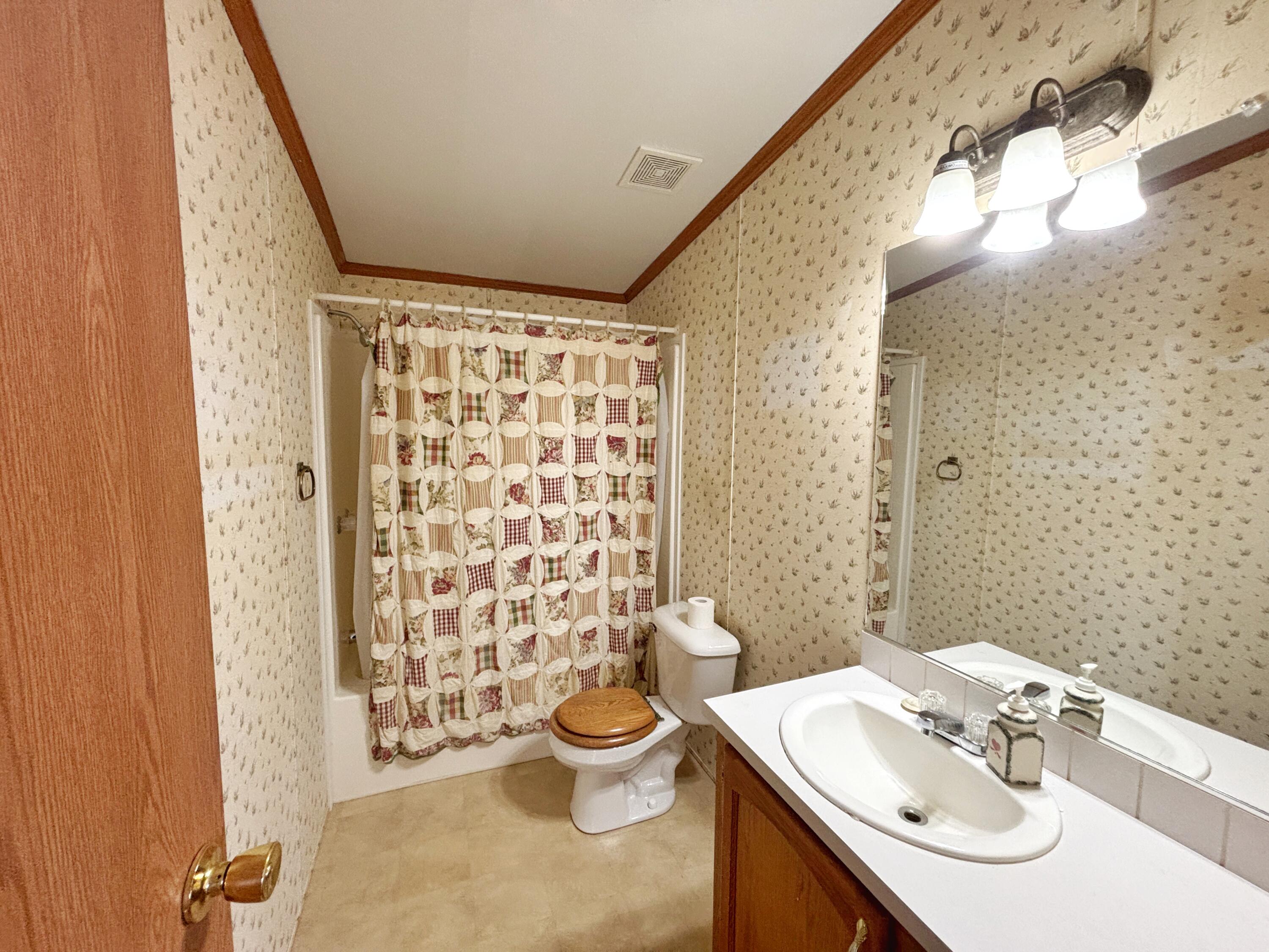 2598 Wildcat Road St. Johns, MI 48879 - Photo 9 of 39 IMG_9468 2