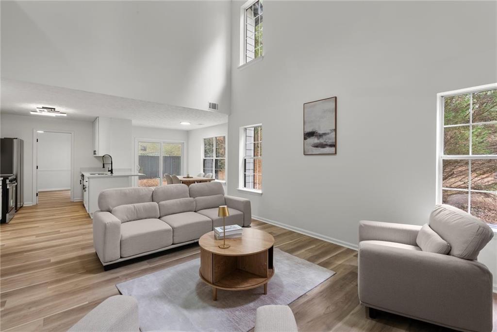 2945 Da Vinci Boulevard Decatur, GA 30034 - Photo 8 of 36