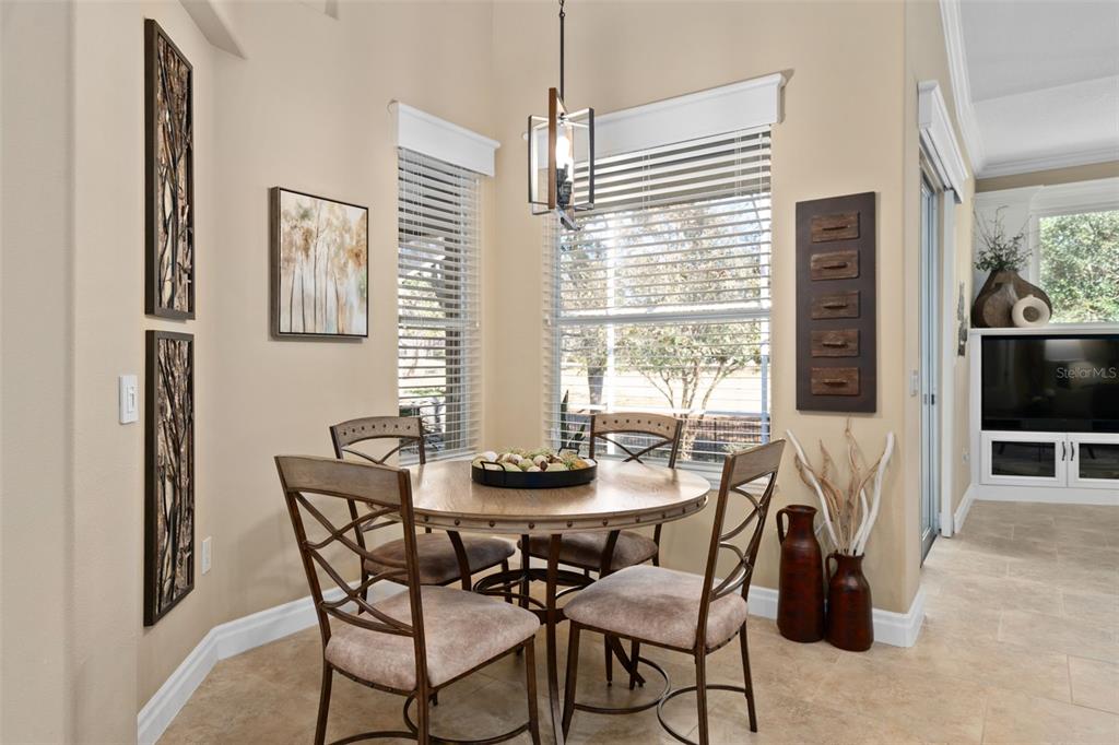 929 Ridgeside Court Apopka, FL 32712 - Photo 5 of 21