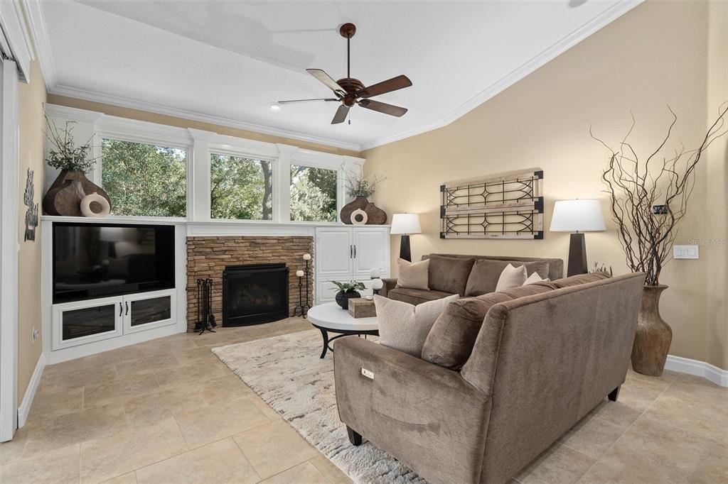 929 Ridgeside Court Apopka, FL 32712 - Photo 9 of 21