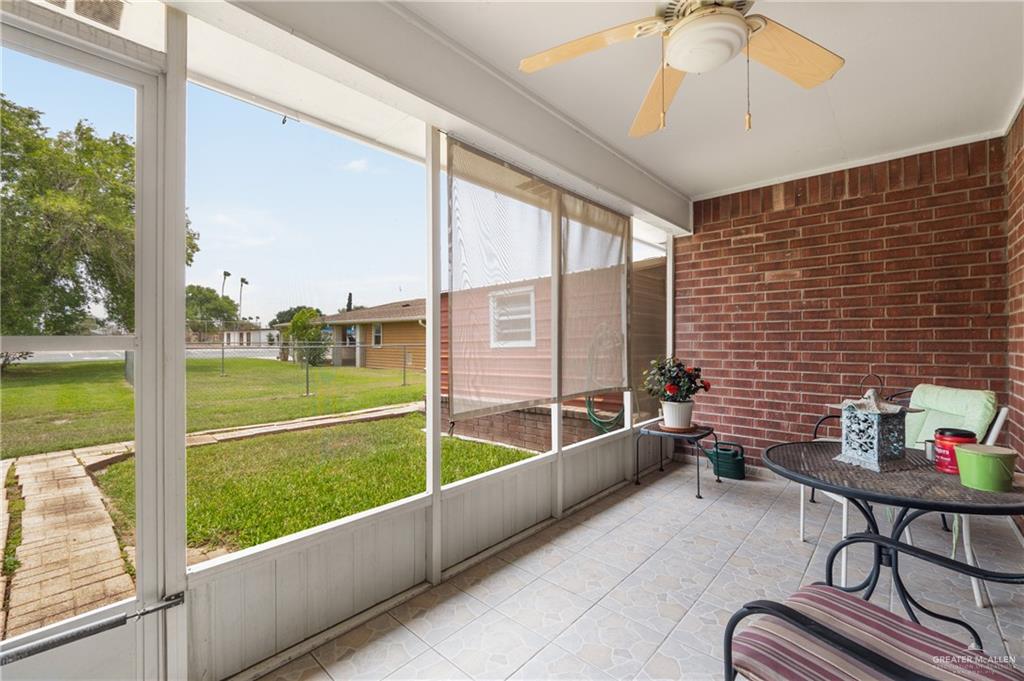 1306 Oak Street Harlingen, TX 78552 - Photo 15 of 24